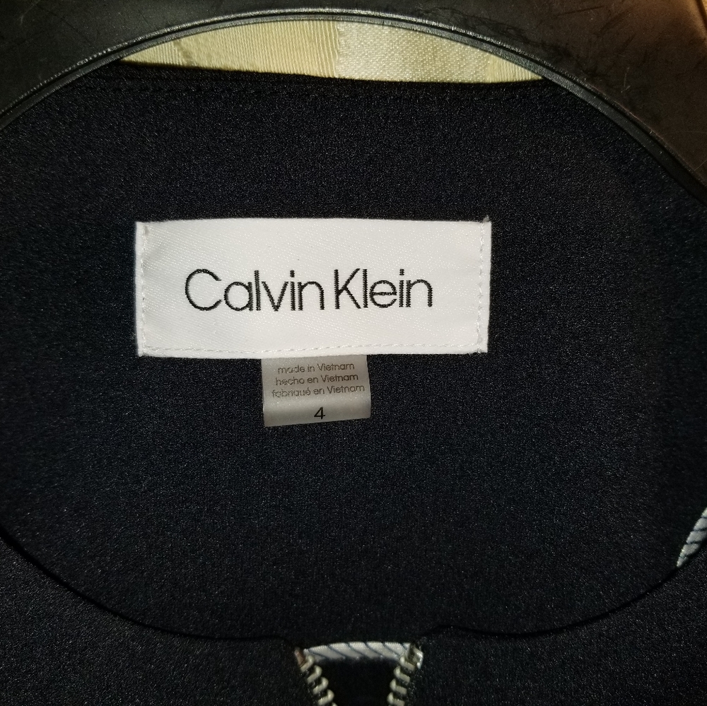 Brand New Calvin Klein Blazer Jacket size 4